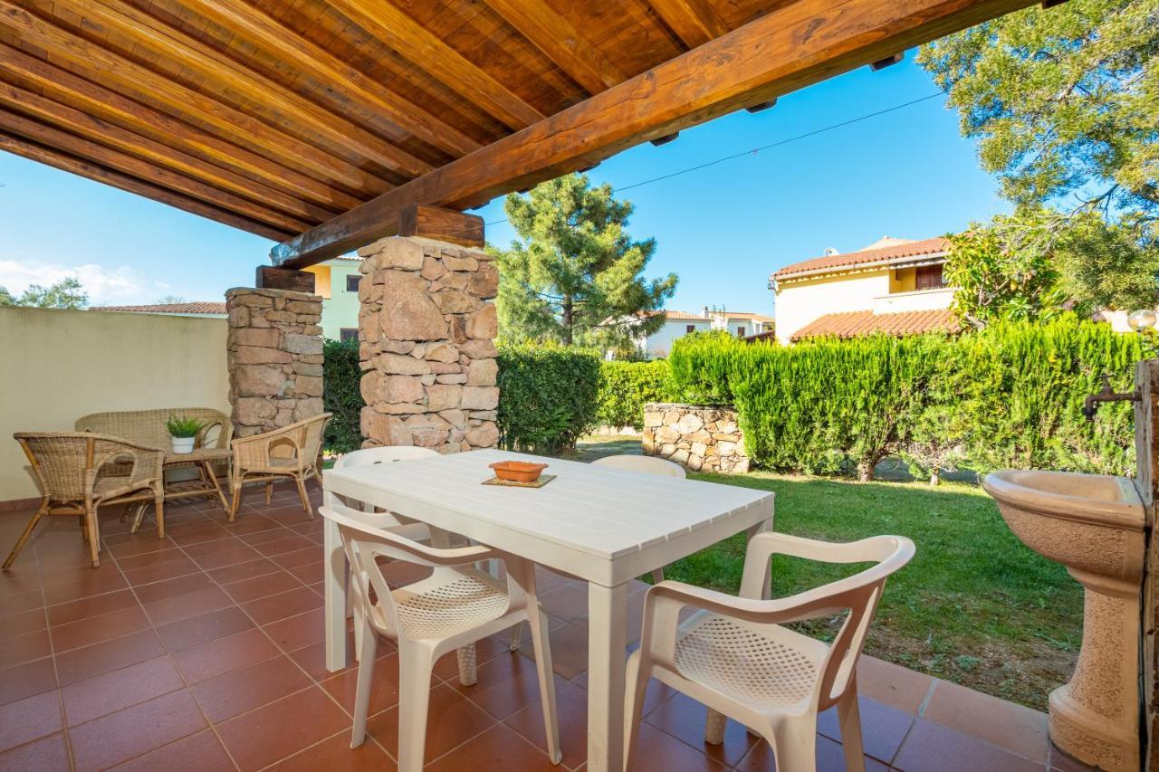 Holiday House Li Piri San Teodoro  Extérieur photo