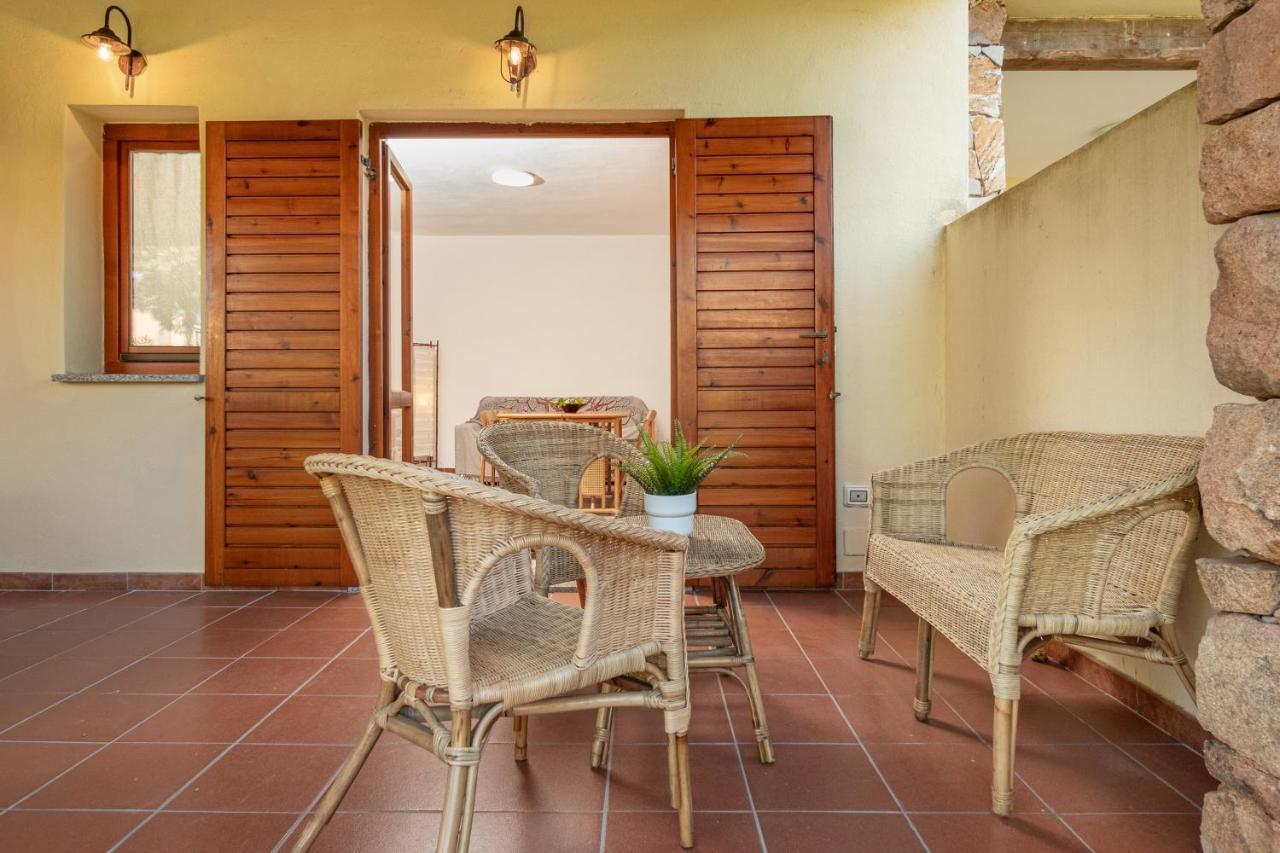 Holiday House Li Piri San Teodoro  Extérieur photo
