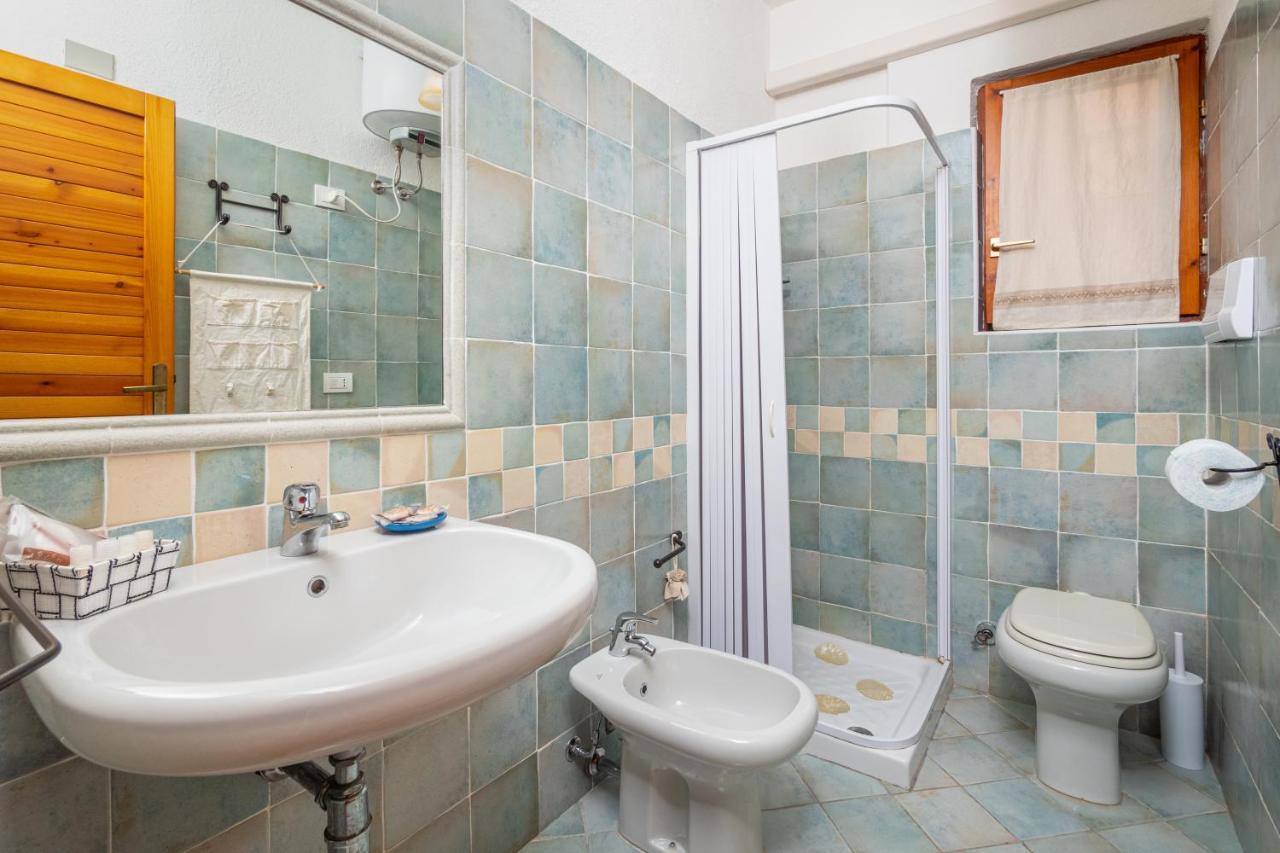 Holiday House Li Piri San Teodoro  Extérieur photo